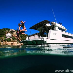 Motor Catamaran MY 37 - Charter Croatia Mooring